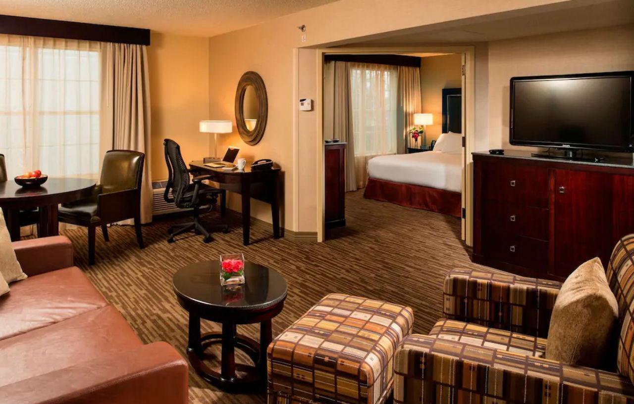Hotel Doubletree By Hilton Raleigh Durham Airport At Research Triangle Park Exterior foto