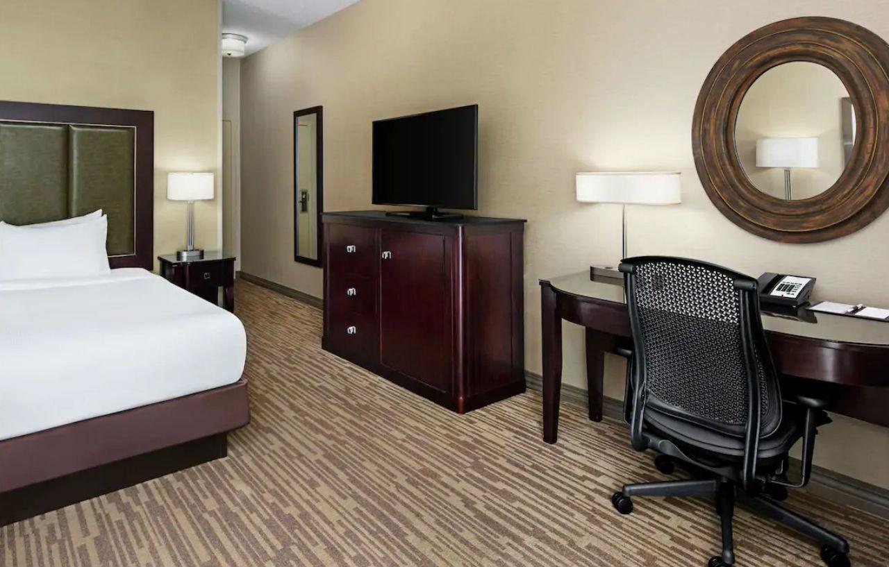 Hotel Doubletree By Hilton Raleigh Durham Airport At Research Triangle Park Exterior foto