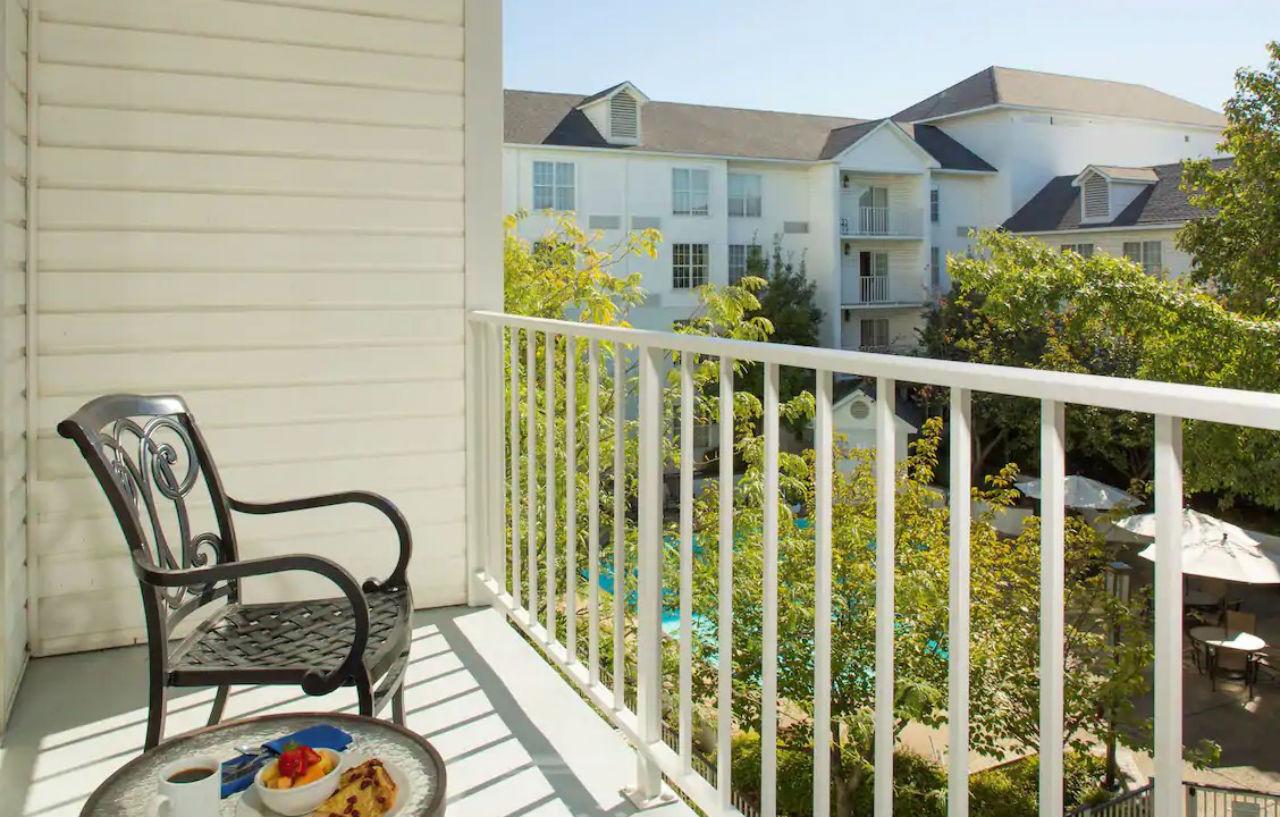 Hotel Doubletree By Hilton Raleigh Durham Airport At Research Triangle Park Exterior foto