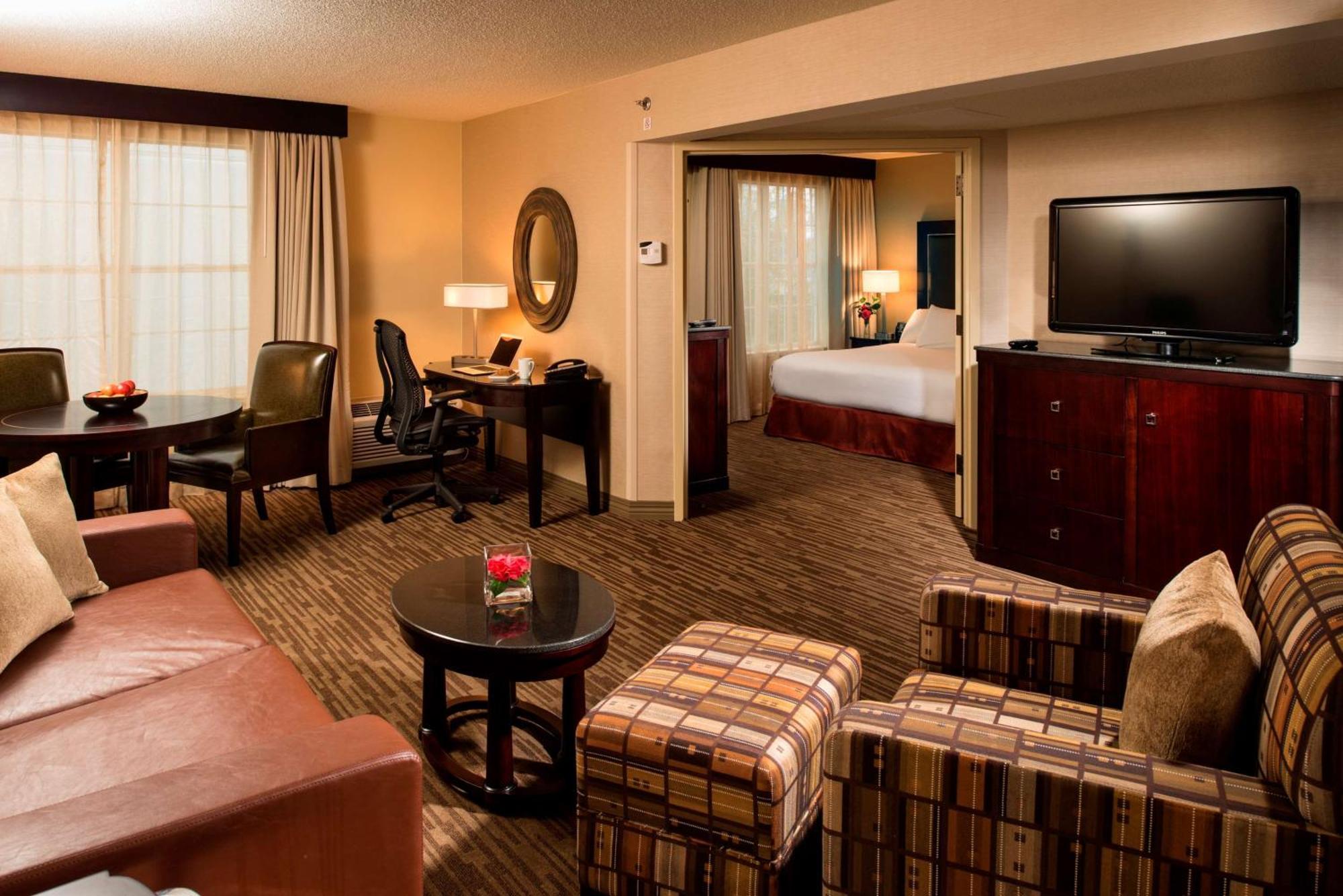 Hotel Doubletree By Hilton Raleigh Durham Airport At Research Triangle Park Exterior foto