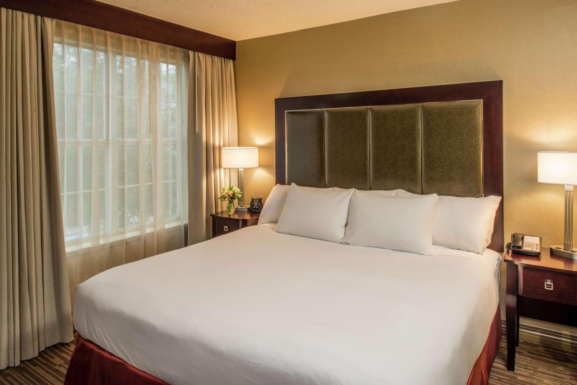 Hotel Doubletree By Hilton Raleigh Durham Airport At Research Triangle Park Exterior foto