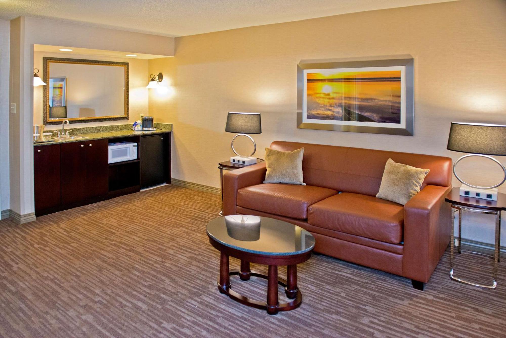 Hotel Doubletree By Hilton Raleigh Durham Airport At Research Triangle Park Exterior foto