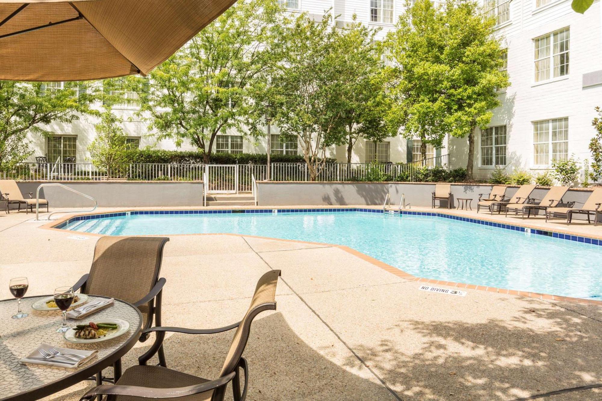 Hotel Doubletree By Hilton Raleigh Durham Airport At Research Triangle Park Exterior foto