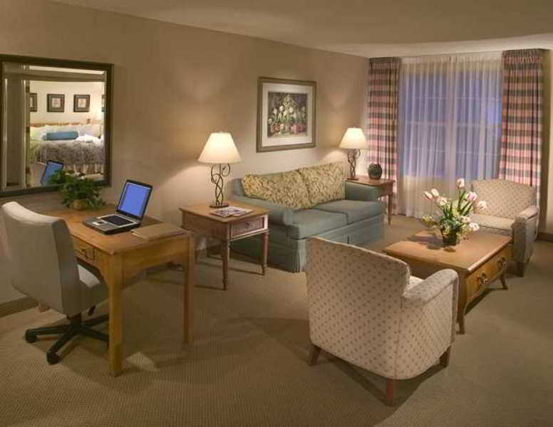Hotel Doubletree By Hilton Raleigh Durham Airport At Research Triangle Park Exterior foto