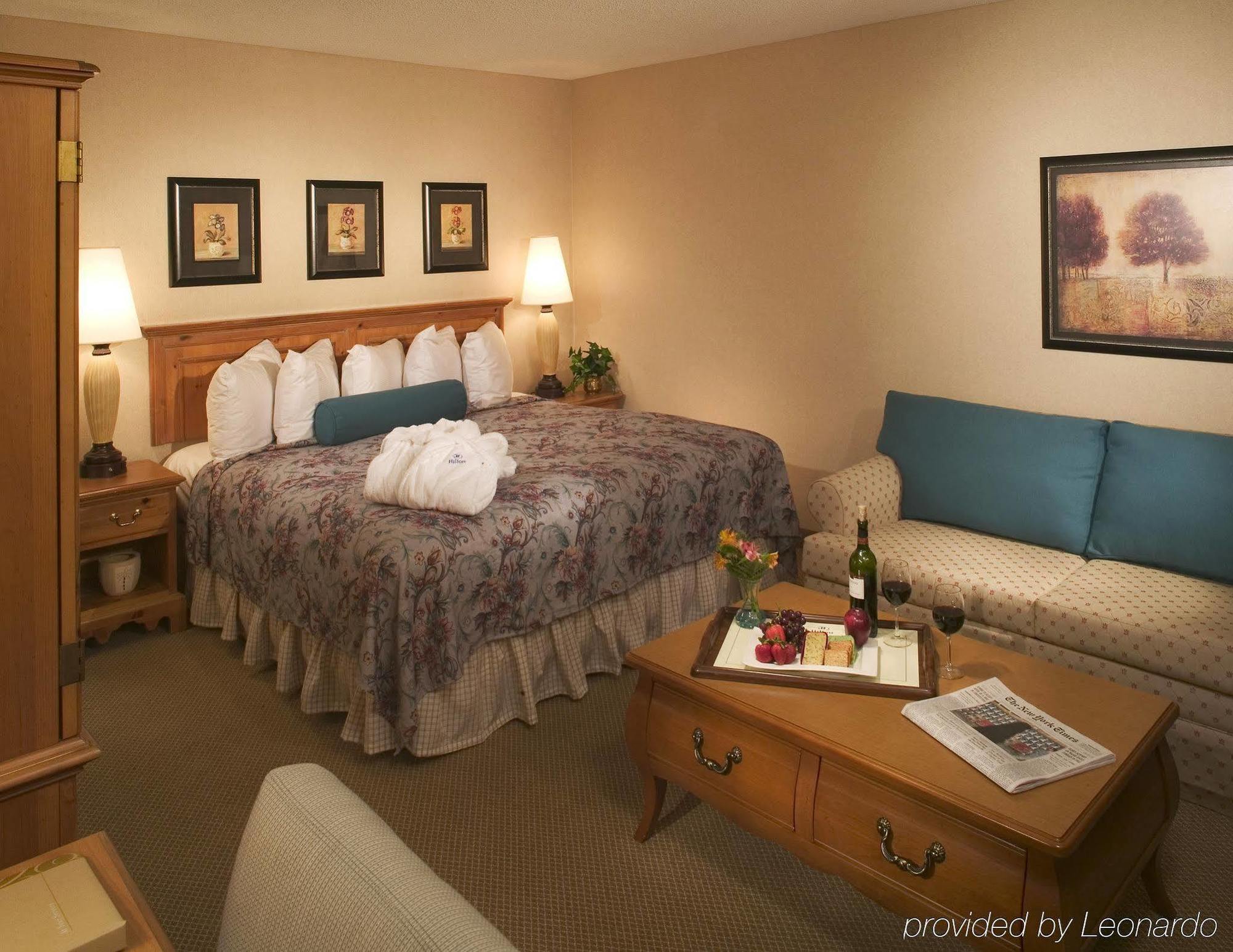 Hotel Doubletree By Hilton Raleigh Durham Airport At Research Triangle Park Exterior foto